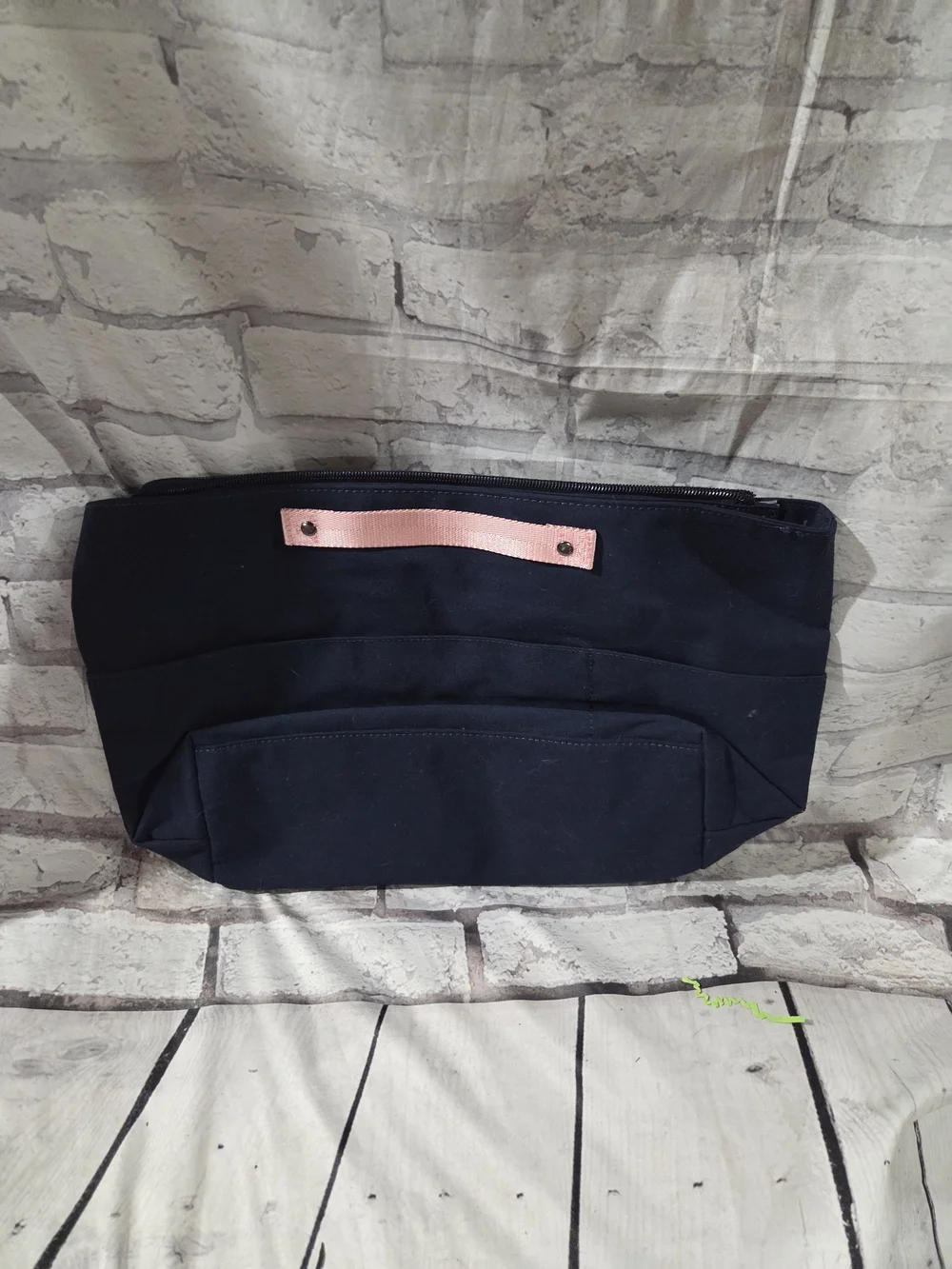 Shouldcat Women’s Navy Canvas Pouch with Pink Trim